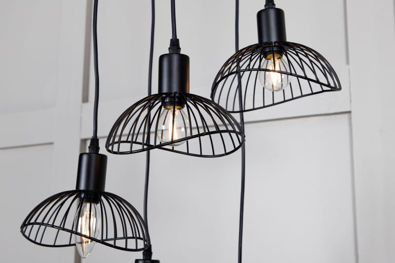 Bayous Pendellampa Dimbar LED Stor - Svart - Products - Belysning - Lampor & belysning inomhus - Taklampa & takbelysning - Pendellampa & hänglampa