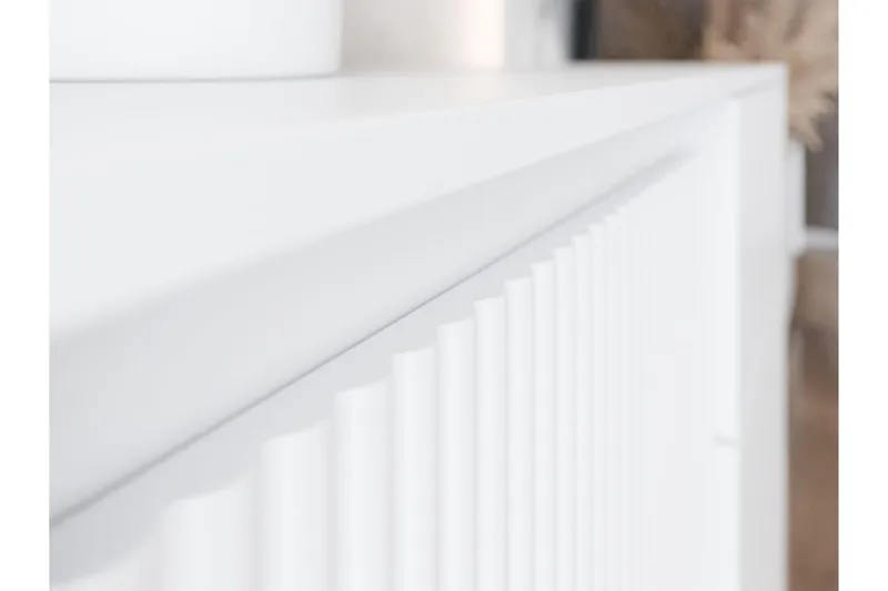 Bjurholm Byrå 103 cm - Beige - Products - Förvaring - Förvaringsmöbler - Byrå