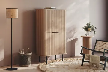 Kopparbo Högskåp Vitlaserad Ek - Ljust vitlaserat ekträ - Products - Förvaring - Skåp - Förvaringsskåp