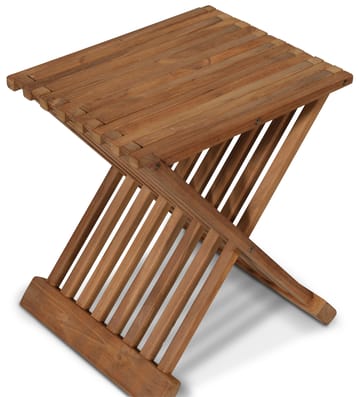 Saltö fällbart sidobord i teak - Teak - Products - Möbler - Bord & matgrupp - Avlastningsbord & sidobord - Brickbord & småbord