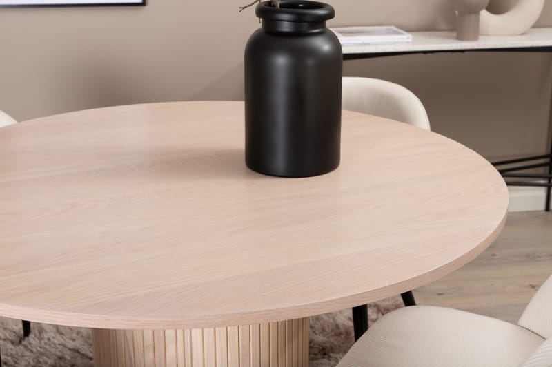 Biana Matgrupp 110 cm Rund inkl 4 Valera Manchesterstolar - Beige/Svart - Products - Möbler - Bord & matgrupp - Matgrupp