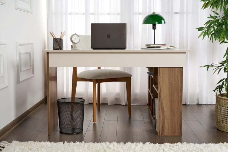 Regar Skrivbord 130x72x120 cm - Cashmere och Walnut - Products - Möbler - Bord & matgrupp - Kontorsbord - Skrivbord - Hörnskrivbord