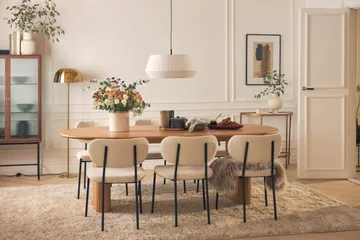 Noira Matbord 220 cm Massiv Ek med 6st Gemmiano Matstol - Natur - Products - Möbler - Bord & matgrupp - Matgrupp