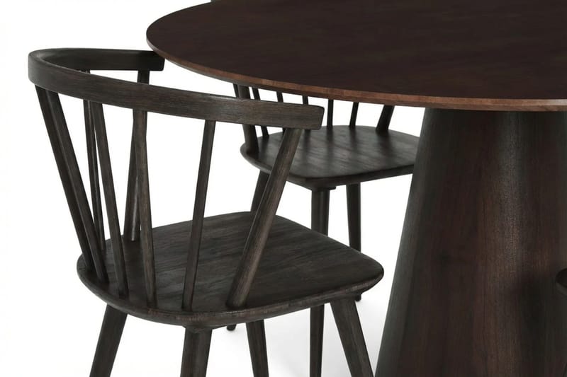 Siena Matgrupp runt 110 cm Rökt Ek med 4 Tyrö Matstolar - Rökt ek - Products - Möbler - Bord & matgrupp - Matgrupp