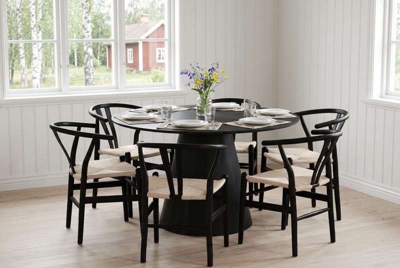 Siena Matgrupp runt 130 cm Svart med 6 Dastoori Matstolar - Svart - Products - Möbler - Bord & matgrupp - Matgrupp