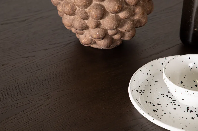 Stone Matbord 120 cm Runt - Brun - Products - Möbler - Bord & matgrupp - Matbord & köksbord