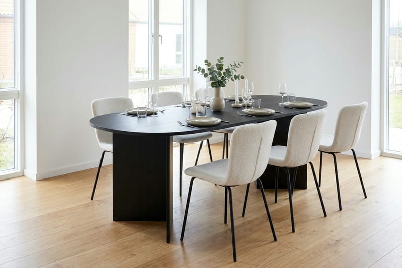 Vera Matgrupp rektangulärt 220 cm Svart med 6 Katy Matstolar - Svartlaserad ek - Products - Möbler - Bord & matgrupp - Matgrupp