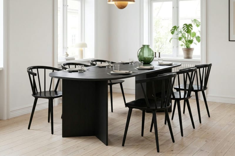 Vera Matgrupp rektangulärt 220 cm Svart med 6 Tyrö Matstolar - Svartlaserad ek - Products - Möbler - Bord & matgrupp - Matgrupp