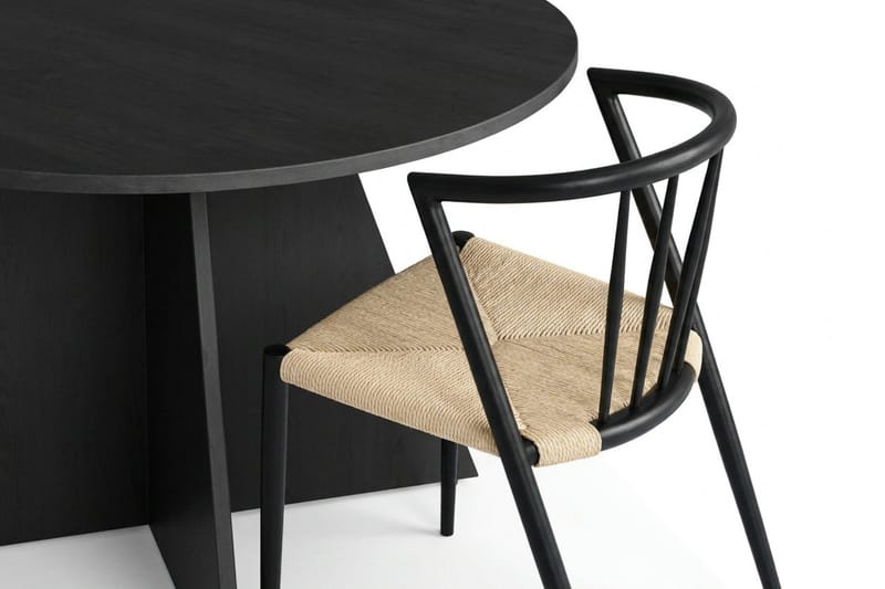 Vera Matgrupp runt 110 cm Svart med 4 Winston Matstolar - Svart - Products - Möbler - Bord & matgrupp - Matgrupp