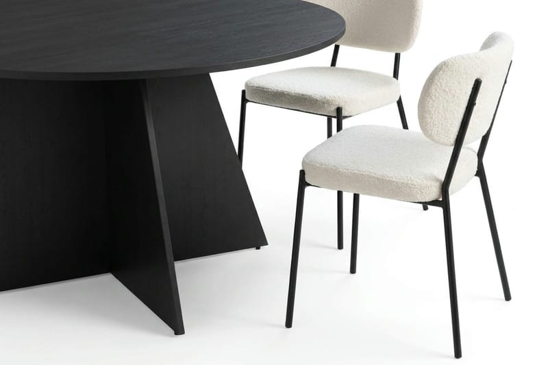 Vera Matgrupp runt 150 cm Svart med 6 Gemmiano Matstolar - Svart - Products - Möbler - Bord & matgrupp - Matgrupp