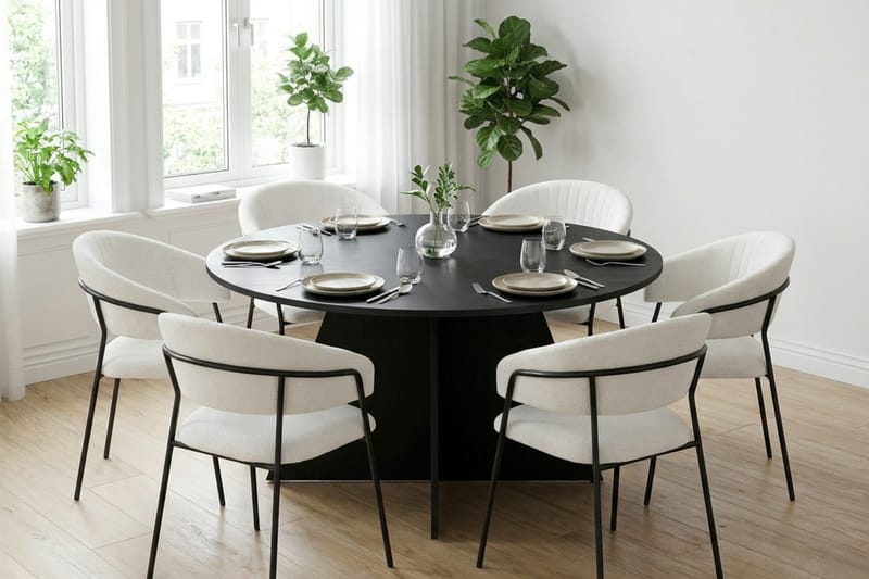 Vera Matgrupp runt 150 cm Svart med 6 Karol Matstolar - Svart - Products - Möbler - Bord & matgrupp - Matgrupp