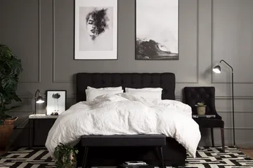 Charleston Kontinentalsäng 120x200 Fast Polyeterskum - Svart - Products - Möbler - Säng - Enkelsäng