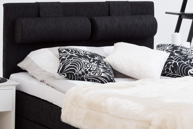 Charleston Kontinentalsäng 140x200 Fast Polyeterskum - Svart - Products - Möbler - Säng - Kontinentalsäng