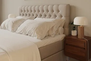 Hilton Lyx Komplett Sängpaket 180x200 cm Kontinentalsäng med knappad sänggavel - Beige - Products - Möbler - Säng - Kontinentalsäng