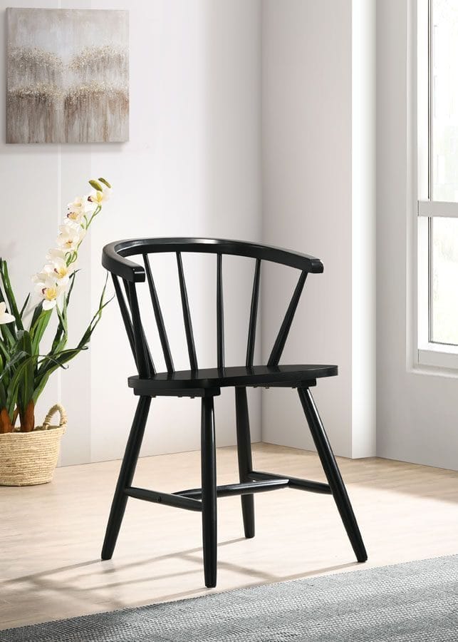 Fårö Karmstol svart - Svart - Products - Möbler - Fåtölj & stolar - Karmstol