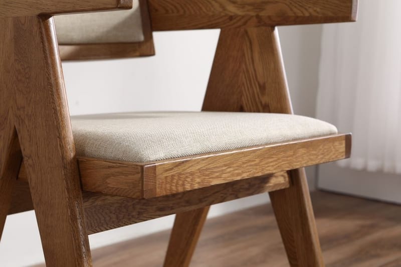 Karmstol Sara Ek/Whitewash med Linnetyg - Beige - Products - Möbler - Fåtölj & stolar - Karmstol