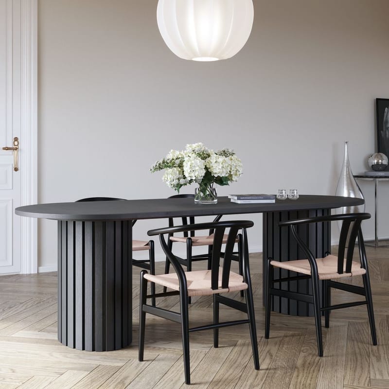 Oskar matstol - Svart stol med repsits - naturfärgat rep - Products - Möbler - Fåtölj & stolar - Karmstol