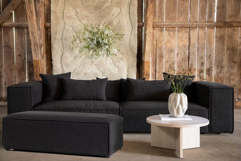 Gillholmen Fotpall - Svart - Products - Möbler - Fåtölj & stolar - Pall & puff - Fotpallar