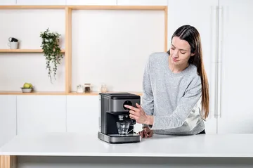 Espressomaskin Black+Decker 20 Bar - Grå - Products - Servering & matlagning - Köksmaskin - Kaffemaskin & kaffetillbehör - Espressomaskiner
