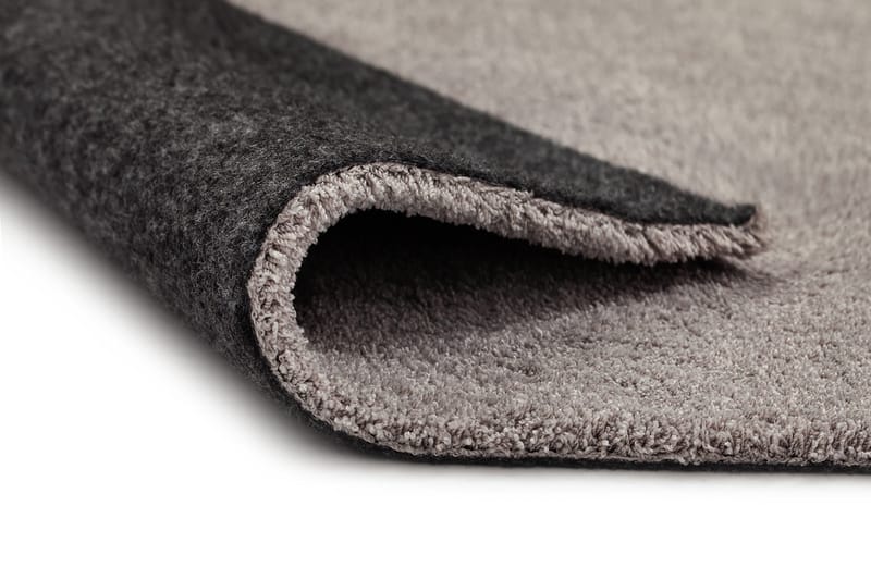 Feel Ryamatta 80x180 - Silver - Products - Textil & mattor - Matta - Modern matta - Ryamatta