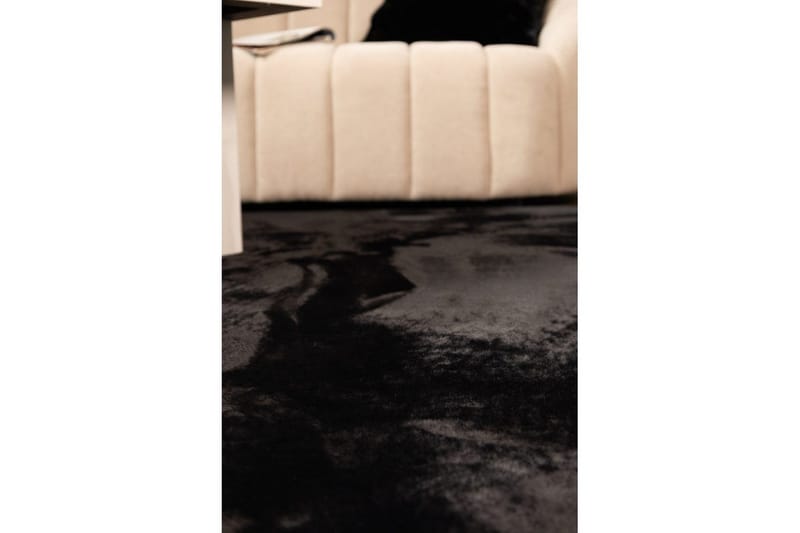 Relax Ryamatta 140x200 cm - Svart - Products - Textil & mattor - Matta - Modern matta - Ryamatta