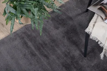 Undra Viskos-look Matta 250x350 - Mörkgrå - Products - Textil & mattor - Matta - Modern matta - Viskosmatta & konstsilkesmatta