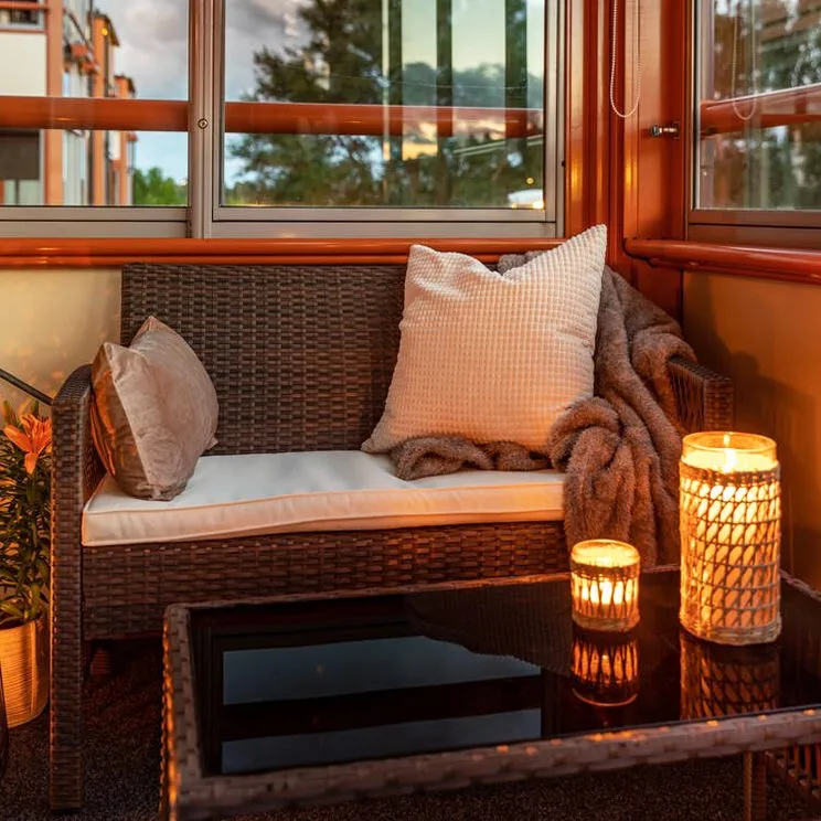 Lyxig soffgrupp för balkong | Lyfco Dalsjö - Products - Utemöbler & utemiljö - Loungemöbler - Loungeset & loungegrupp