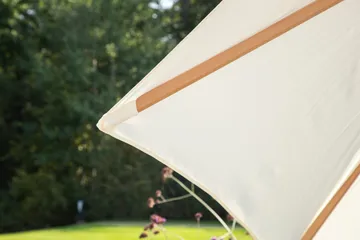 Corypho Parasoll 250 cm - Vit - Products - Utemöbler & utemiljö - Solskydd - Parasoll