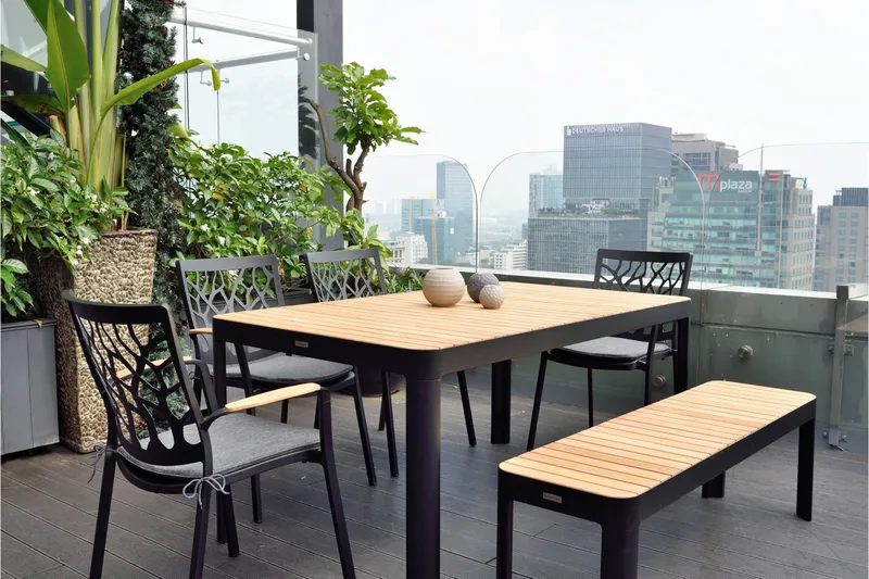 Portals Matbord Utomhus 161x95 cm - Teak/Svart - Products - Utemöbler & utemiljö - Utebord & trädgårdsbord - Matbord utomhus