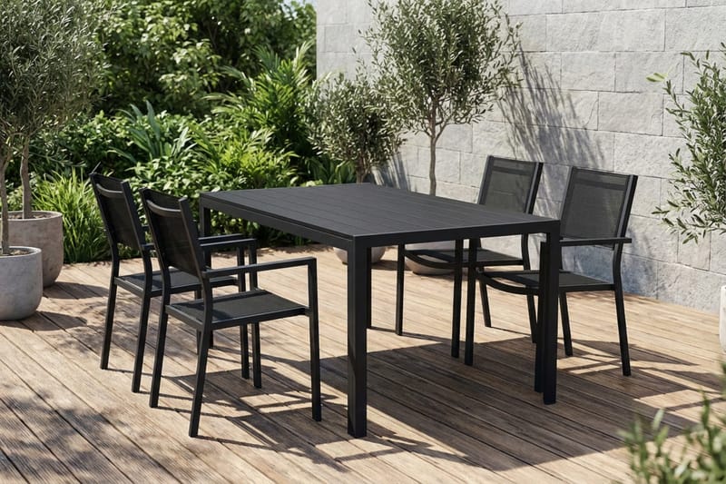 Siri Matgrupp utomhus 150 cm med 4 Tunis Stapelstolar - Products - Utemöbler & utemiljö - Utegrupp - Matgrupp utomhus