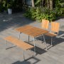 Mllan udendrsgruppe i teak: 2 stole med bnk og spisebord 120x80 cm