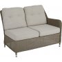 Baskemlle sofagruppe; Hjrnesofa med bord i naturrattan