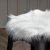 Katy stolehynde 34 x 34 cm - Hvid imiteret pels