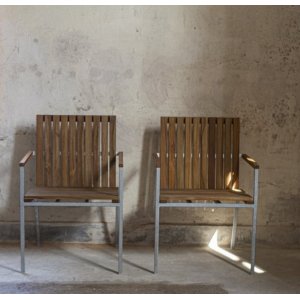 Alva spisebordsstol - Teak / Galvaniseret stål Alva spisebordsstol - Teak / Galvaniseret stål