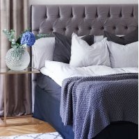 Nord sengegavl med knapper - Valgfri størrelse / farve